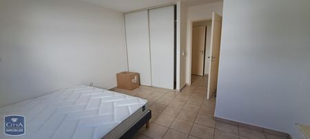 Location Appartement 2 pièces 49m² STE CLOTILDE 97490 - Photo 3