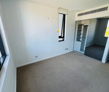 516/20 Hudson Street, Lewisham, NSW 2049 - Photo 2