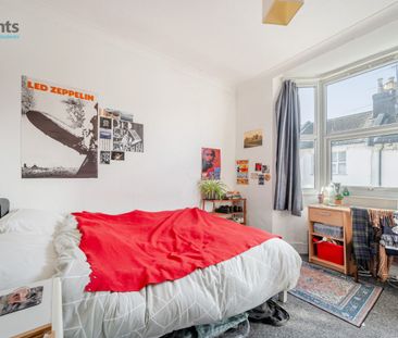 4 bedroom terraced house to rent - Photo 4