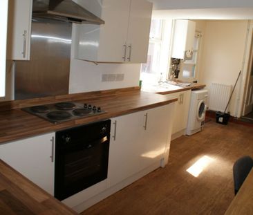 81 Storer Road - Huge Kitchen & No Deposit Loughborough - Photo 3