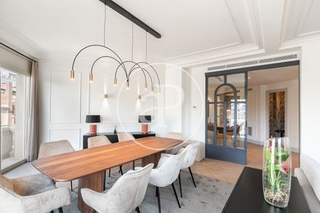 Apartment for rent, furnished with design, on Paseo de Gracia. - Photo 4