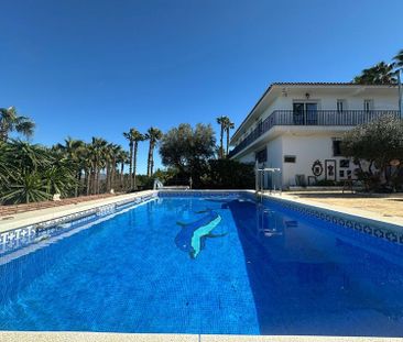 Alquiler de chalet adosado en Lugar Menaya - Photo 3