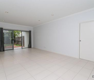 Stunning 4-Bed, 2-Bath Terrace Home + Resort-Style Amenities - 88 L... - Photo 2