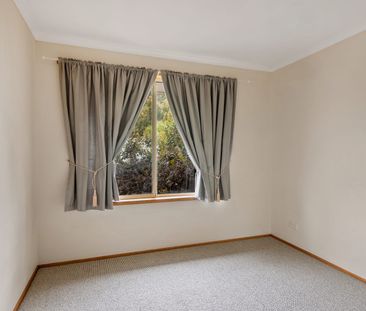 Immaculate two bedroom villa - Photo 3