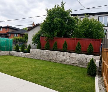 For Lease - 5 Acacia Avenue, Toronto, Ontario - Photo 5