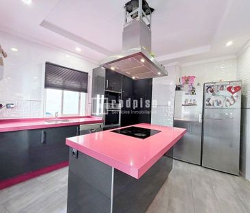 Málaga Capital, Andalusia 29018 - Photo 6