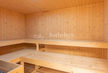 Maestosa villa sulle colline di Lucca