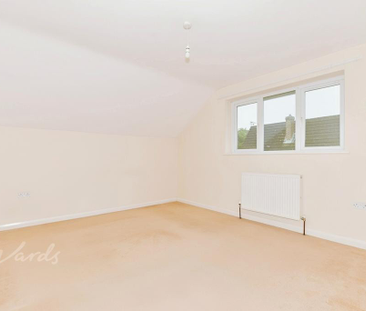 3 bedroom detached house to rent - Photo 3