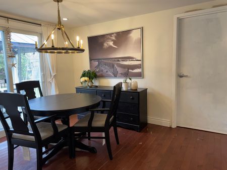 For Lease - 10 Victor Drive, Whitchurch-Stouffville, Ontario - Photo 3