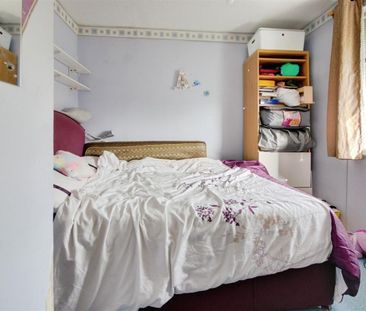 Bramleas, Watford - Photo 4
