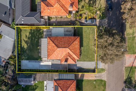 Charming Renovated Full Brick Home - Photo 5