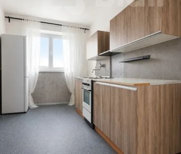 PRONÁJEM BYTU 2+1 S BALKONEM A ZAHRÁDKOU, 56 m - Fotografie 4
