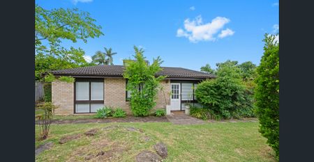 Sundrenched Three Bedroom Villa - Photo 2
