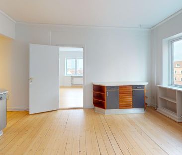 Indbydende lejlighed i hjertet af Aalborg med grønne omgivelser - Photo 4