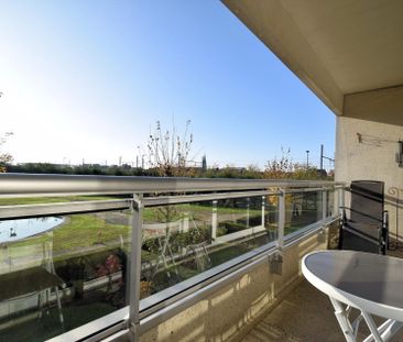 CENTRAAL GELEGEN APPARTEMENT MET TERRAS, GARAGE EN TUINZICHT - Photo 1