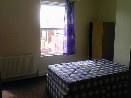 Student 4 Bedroom house furnished close to nottingham trent university - Photo 4