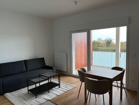 Location Appartement 2 pièces 44m² - Photo 4