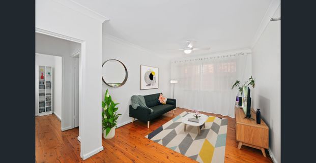 Ground floor and central location. Open for inspection: Saturday 6th December at 10.00 - 10.20am - Photo 1