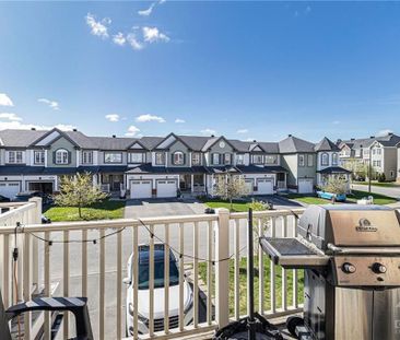For Lease - 477 MEADOWHAWK Crescent, Barrhaven, Ontario - Photo 4