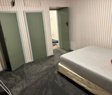 2 Bedroom 1 bathroom - Photo 6