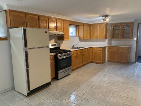 For Lease - 155 Rainbow Drive, Vaughan, Ontario - Photo 3