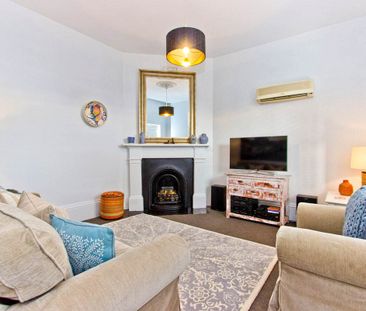 11 Elizabeth Street - Photo 2