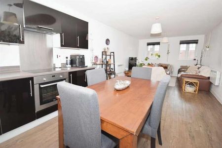 Schoolgate Drive, Morden, SM4 - Photo 2