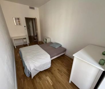 Location Appartement 4 pièces 84m² NICE 06000 - Photo 5