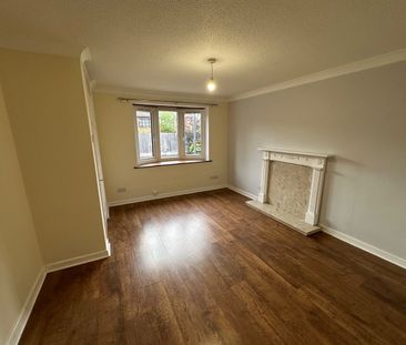 3 Bed Semi-Detached House, Lennox Grove, B73 - Photo 3