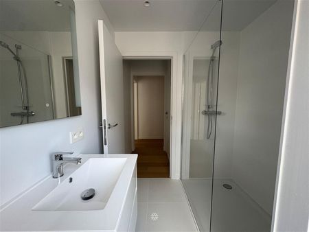 Appartement met trendy-look op een toplocatie - Foto 4