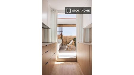 2 room luxury Apartment for rent in Valencia, Spain - Photo 4