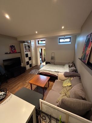 Granvägen, Sollentuna - Photo 1