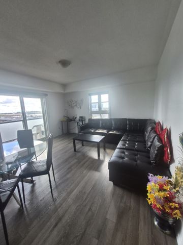 For Lease - 70 Baycliffe Crescent Unit# 404, Brampton, Ontario - Photo 2