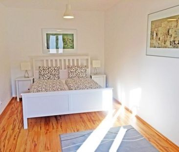 Szerb utca - Fotó 3