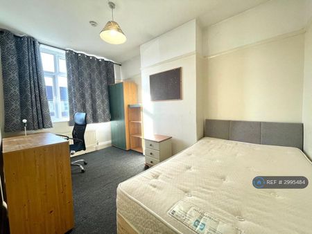 5 bedroom terraced house to rent - Photo 5