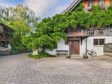 Charmantes Einfamilienhaus in Jens, Kanton BE - Photo 4