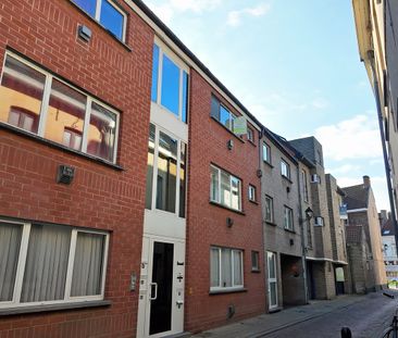 Gezellig en energiezuinig appartement met terras in centrum Eeklo! - Foto 4