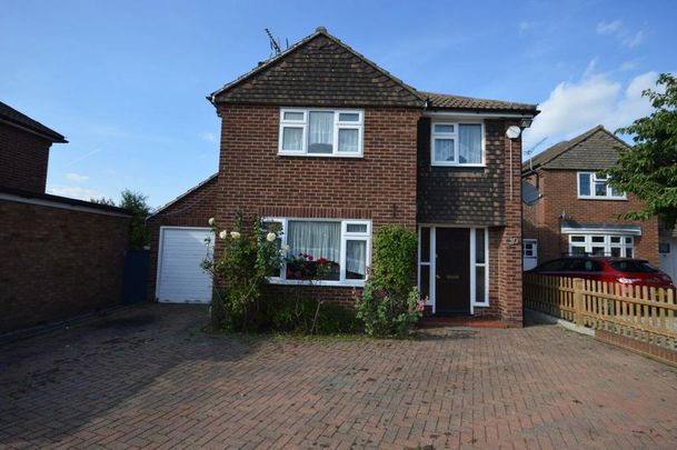 4 bedroom house to rent - Photo 1