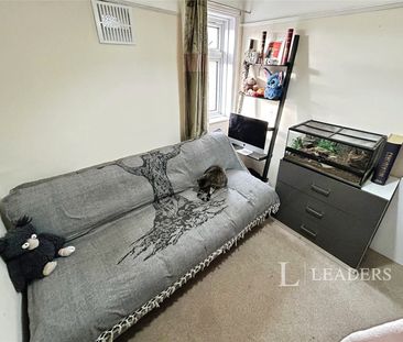 3 bedroom house to rent Council House, Bytham Road, Creeton, NG33 - Photo 4