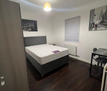 4 Bed HMO With En-Suite's, Belvedere Manor, Belfast, BT9 6FT - Photo 1