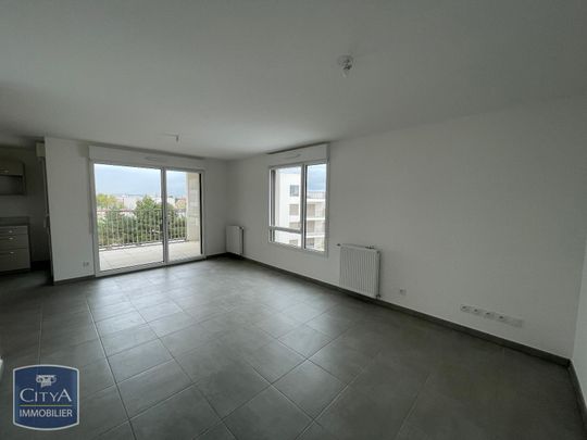 Location Appartement 3 pièces 65m² BRON 69500 - Photo 1