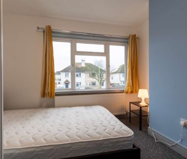 Sussex Road Room 1 - Photo 4