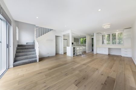 4/44 Carrington Road, Waverley NSW 2024 - Townhouse For Rent | Domain - Photo 2