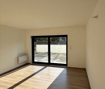 Location Appartement 5 pièces 150m² - Photo 2