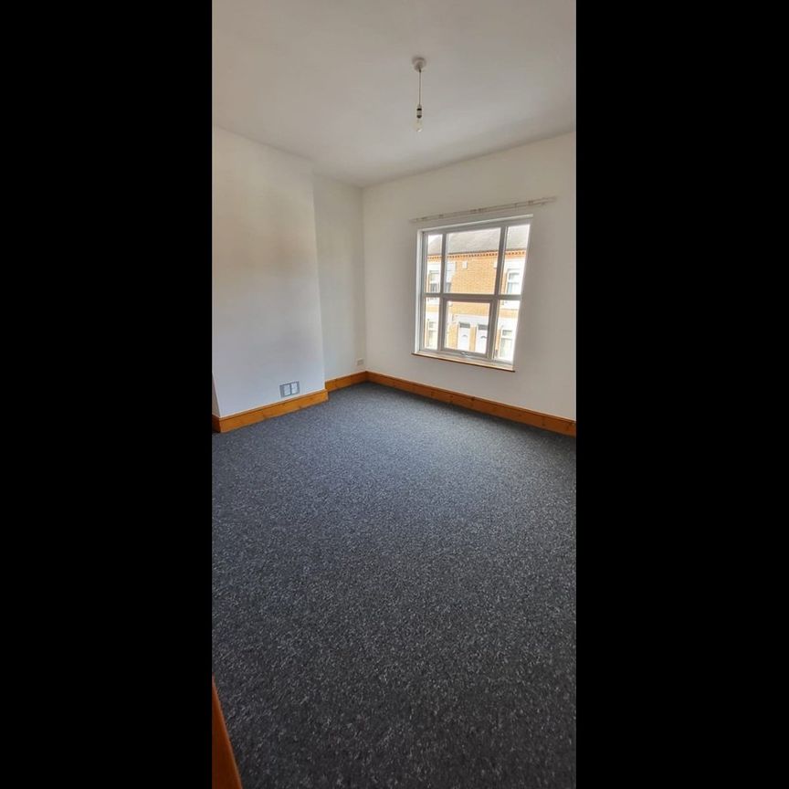 2 Bed Terraced House, Tyndale Street, LE3 - Photo 1