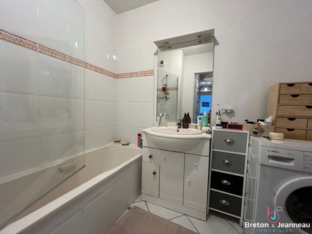 Location Appartement 3 pièces 63m² - Photo 3