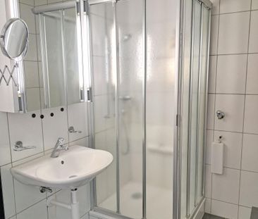 APARTMENT 80 M2 3.5 ROOMS 2ND FLOOR WITH BALCONY AND ELEVATOR - Foto 6