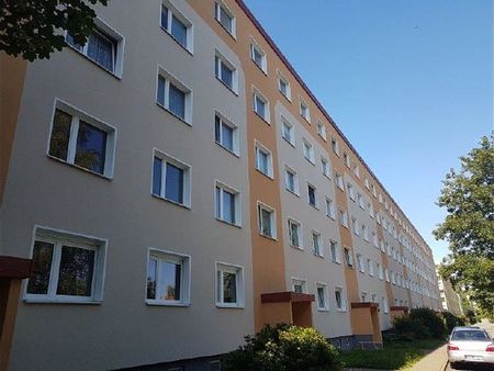 ERSTBEZUG! 2-ZIMMER-WOHNUNG in KAPPEL l BALKON l neuer Laminatboden - Photo 4