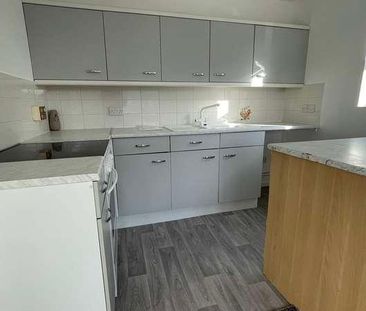 Selwood Close, Weston-super-mare, BS22 - Photo 2