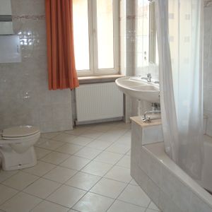 APPARTEMENT - 61 m2 - 3 pièces rue de la chapelle à SARREGUEMINES 57200 - Photo 3